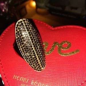 HENRI BENDEL OVAL RING